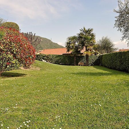 Appartamento Il Moresine Roe Eksteriør billede